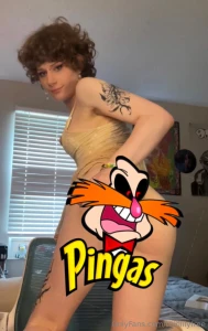 Wtf pingas monster stole my content and hid it at transgirllily