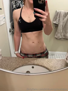 God i feel hot as fuck after a lift