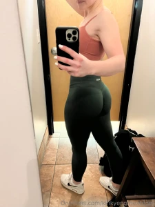 I went with watermelon vibes for this morning s gym fit part 3