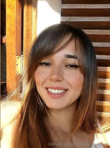 Y all see this smile but got no clue what i be doin behind the scenes