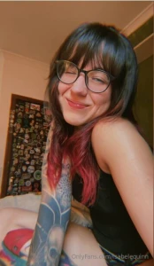 Hey babe welcome to my little corner i love vibing with the right