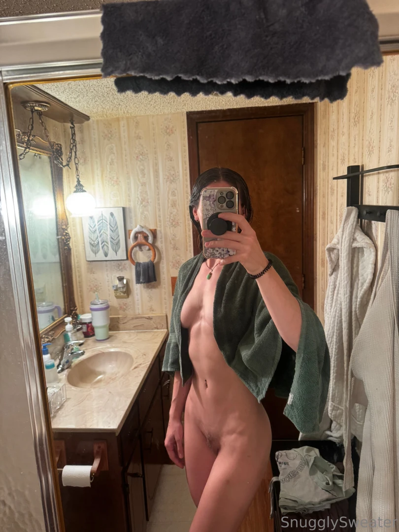 Hi it s bea i m working on some new stuff now that i have my own space 