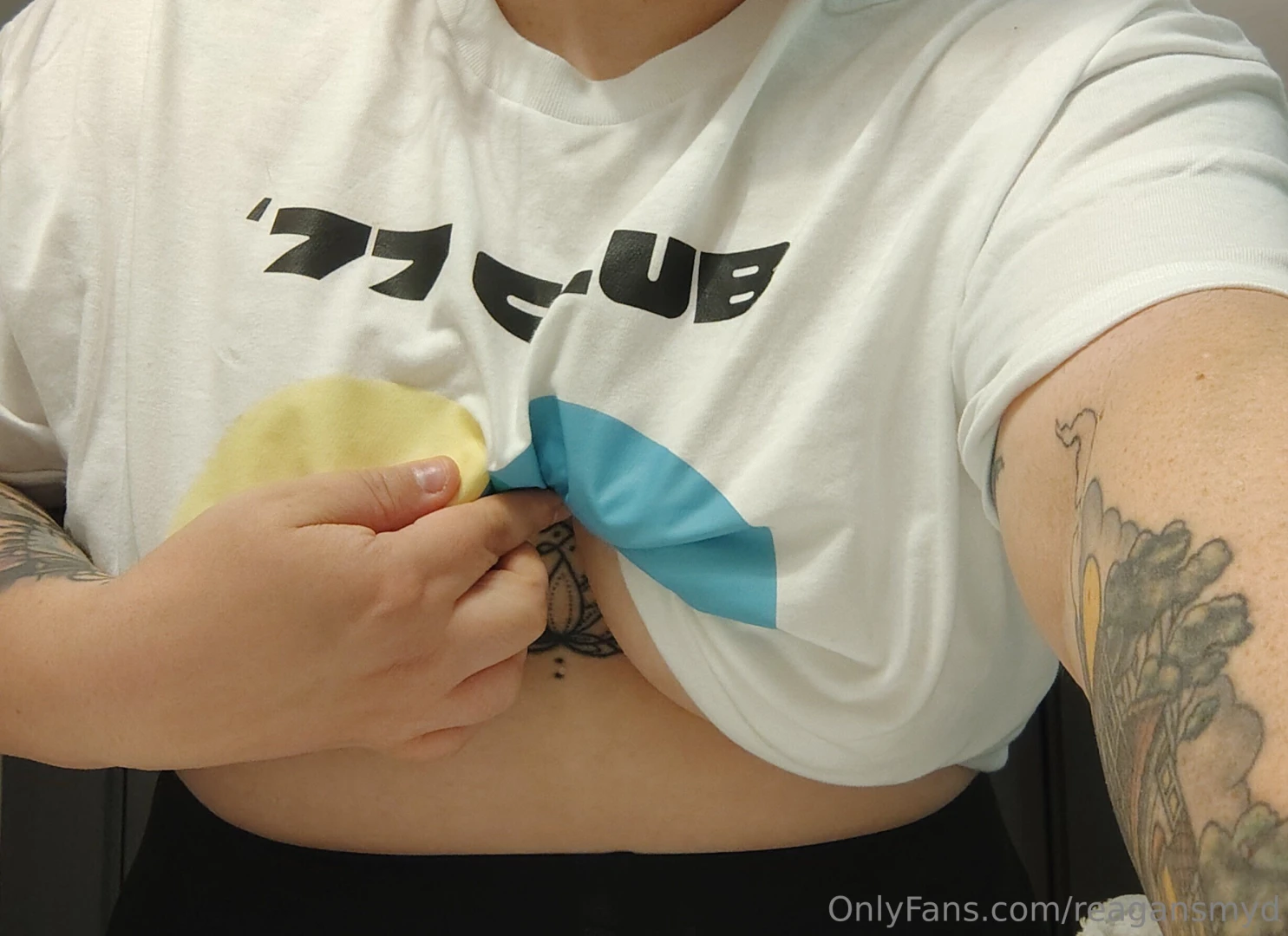 Trying to show some love to a local 412 small business but my boobs 