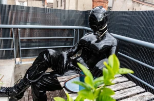 Salut tous mon tout premier post sur onlyfans j ai h te de pouvoir cr