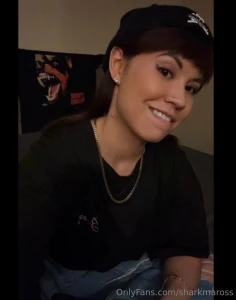 Unlock my content to see more of me part 1