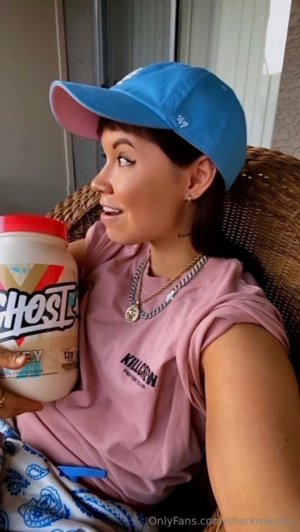 Check out my locked content on my profile for the realest fans only 