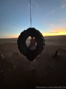 Love a fantastic sunrise in the nude