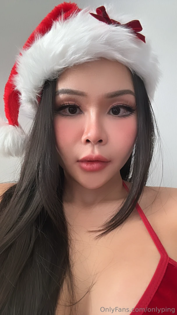 Hi come chat with me in my dm 