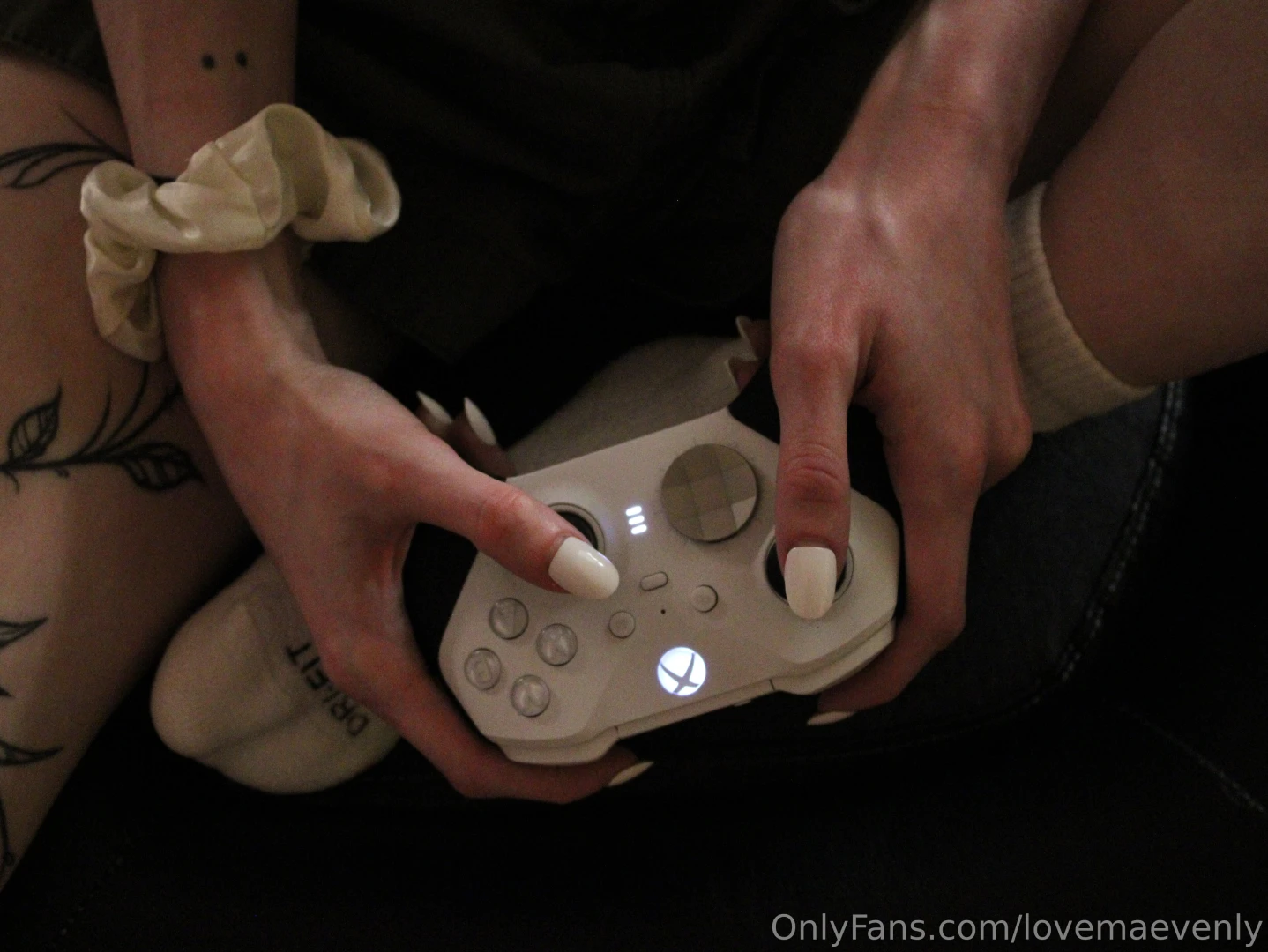 Had to get a cute gaming set i like fps video games and porn swipe to part 3 