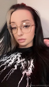 Who s coming to be my new years kiss