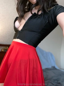 I started off just trying on an old outfit then the zipper slid down a part 1