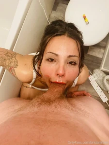 What happens in my bathroom stays in my bathroom unless you pay 8 99 part 1