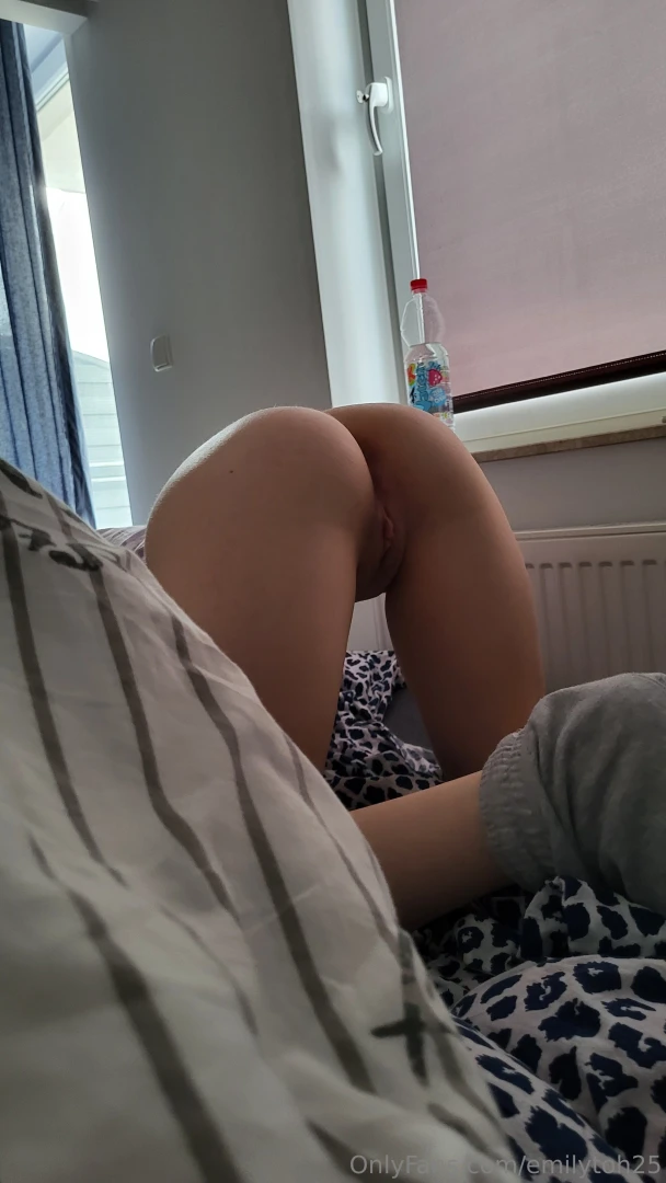 Maybe someone would like to take advantage i m a hot bitch and i m 
