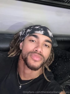 Goodnight baby i got a long night working i ll be up for a bit to text