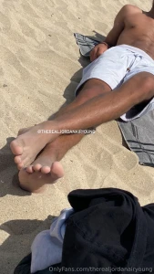 Do i got ugly feet lmao i got more part 2