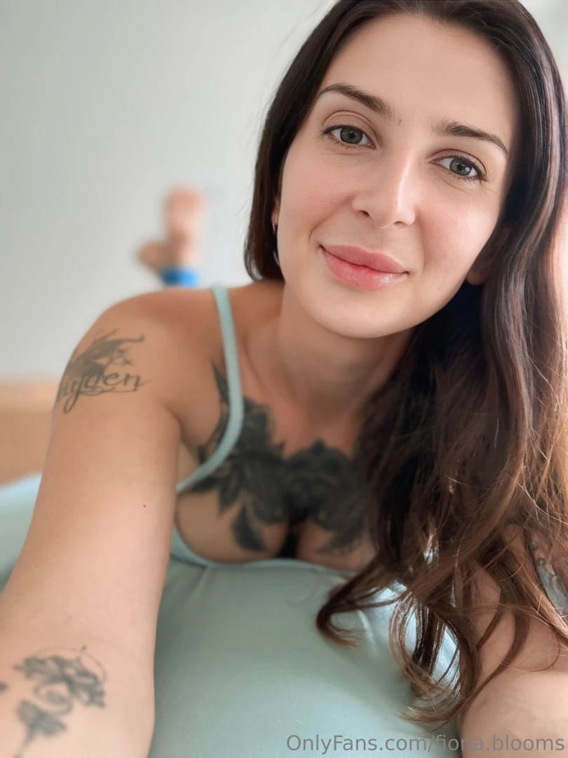 Just unwrapped come see what s underneath 