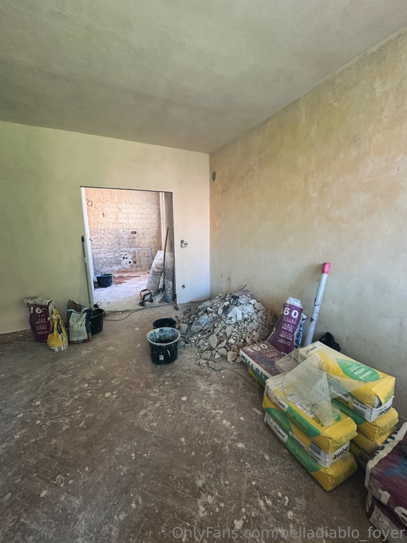 If i get quiet it s because i m busy reconstruction of my flat is very 