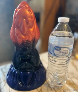 This huge monster cock stretched my tight fat pussy out soooo good