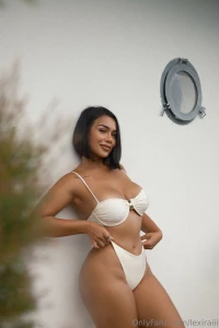 Morning babe your surprise gift is waiting in your dm just 5 to unlock part 1