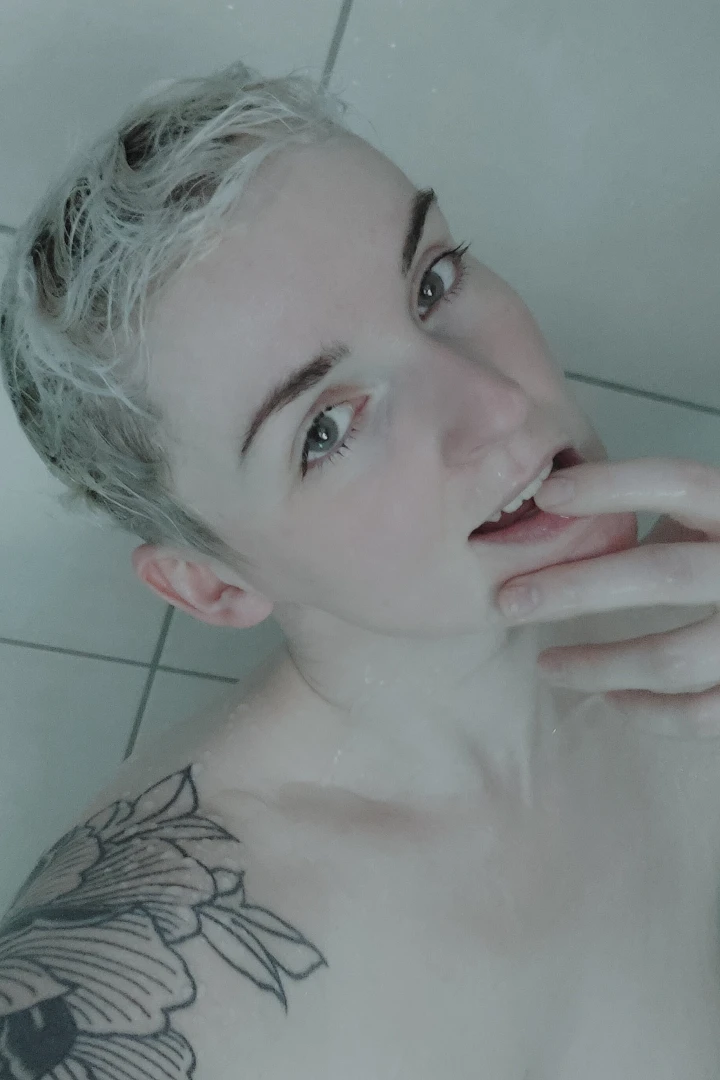 Surprise shower selfie well accidentally it s 14 of them on the other 