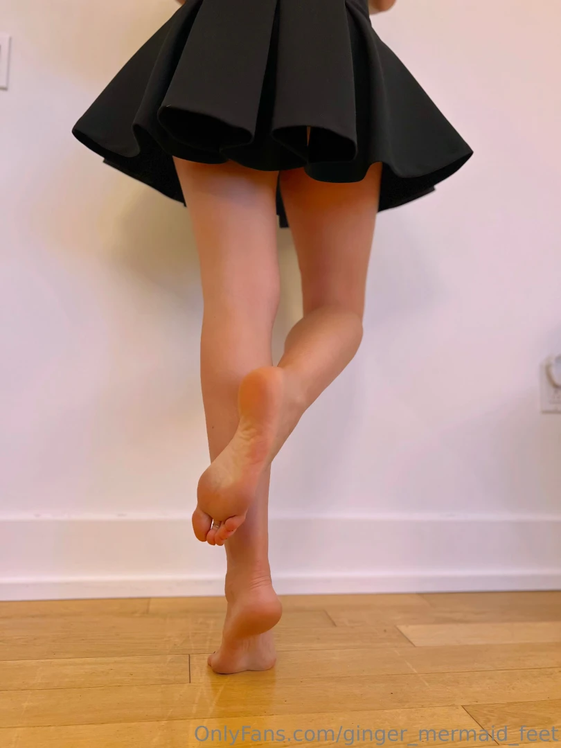 My long legs and my feet are here for your devotion 