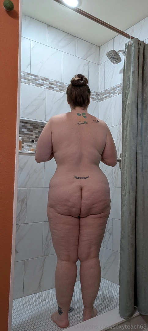 I got peeped on in the shower this morning 