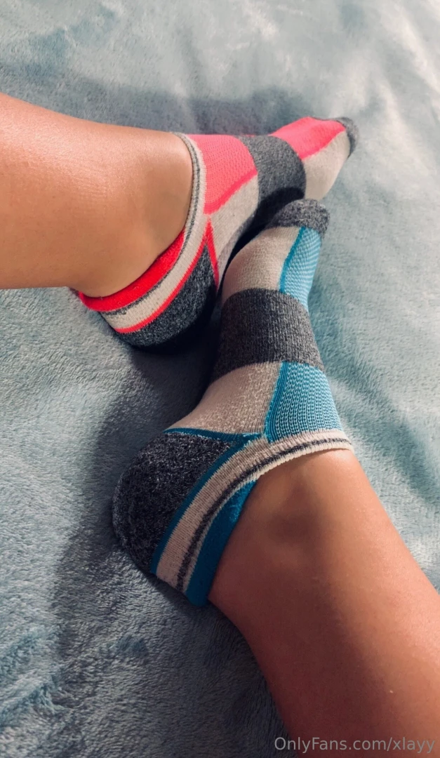 The guy im dating dont know i have a dicc much less im posting up for part 2 