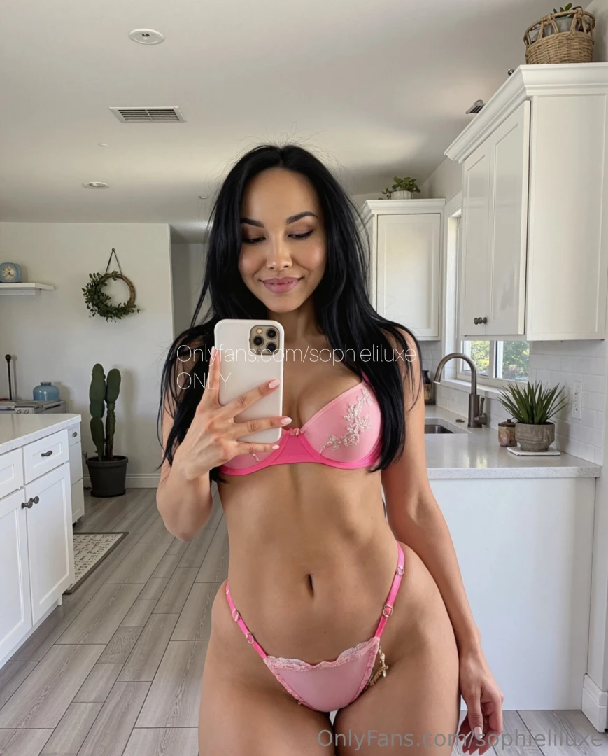 What are we eating for breakfast i know what i m having 