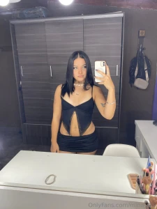 Baby girl s waiting with no panties on