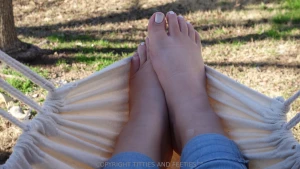 For my feetie lovers