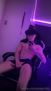 Sitting back legs spread and feeling a little distracted think you can