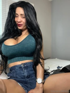 Mommy loves showing off her tits for your dick gloria part 4