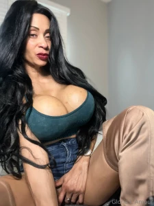 Mommy loves showing off her tits for your dick gloria