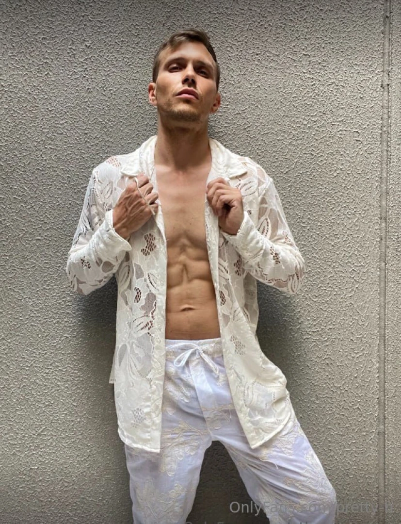 Free subscription he s my friend ethanchasexxx who s ready to blow 