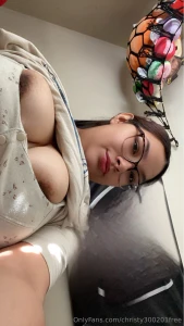 Morning boobs only 3 50 to cum i m teasing you by taking off my bra