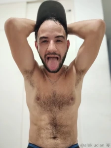 Armpits tongue and lots of sweat onlyfans com aleklucian part 2