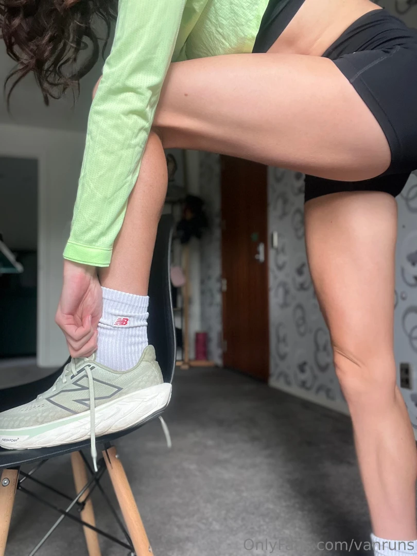 Beautiful day for a tempo and 1km reps warm up in 1080s reps in 