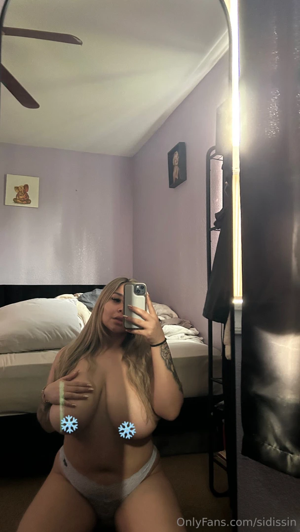 Feeling so horny lately ughhh 