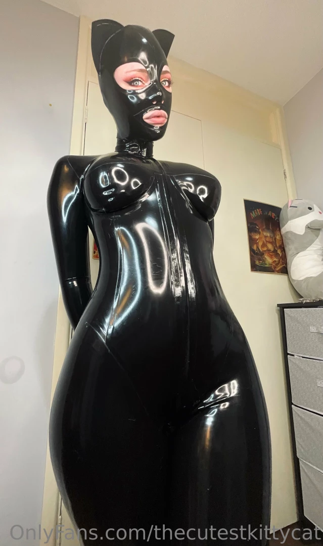 Do you like a full latex look part 31 