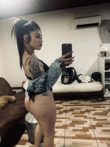 Free online now hello i m emiwave i ve been horny all day can you help part 3