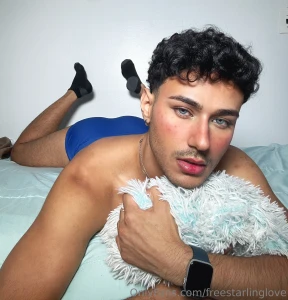 Where are all the hot hung daddies at