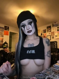 Painted like ur favorite sin