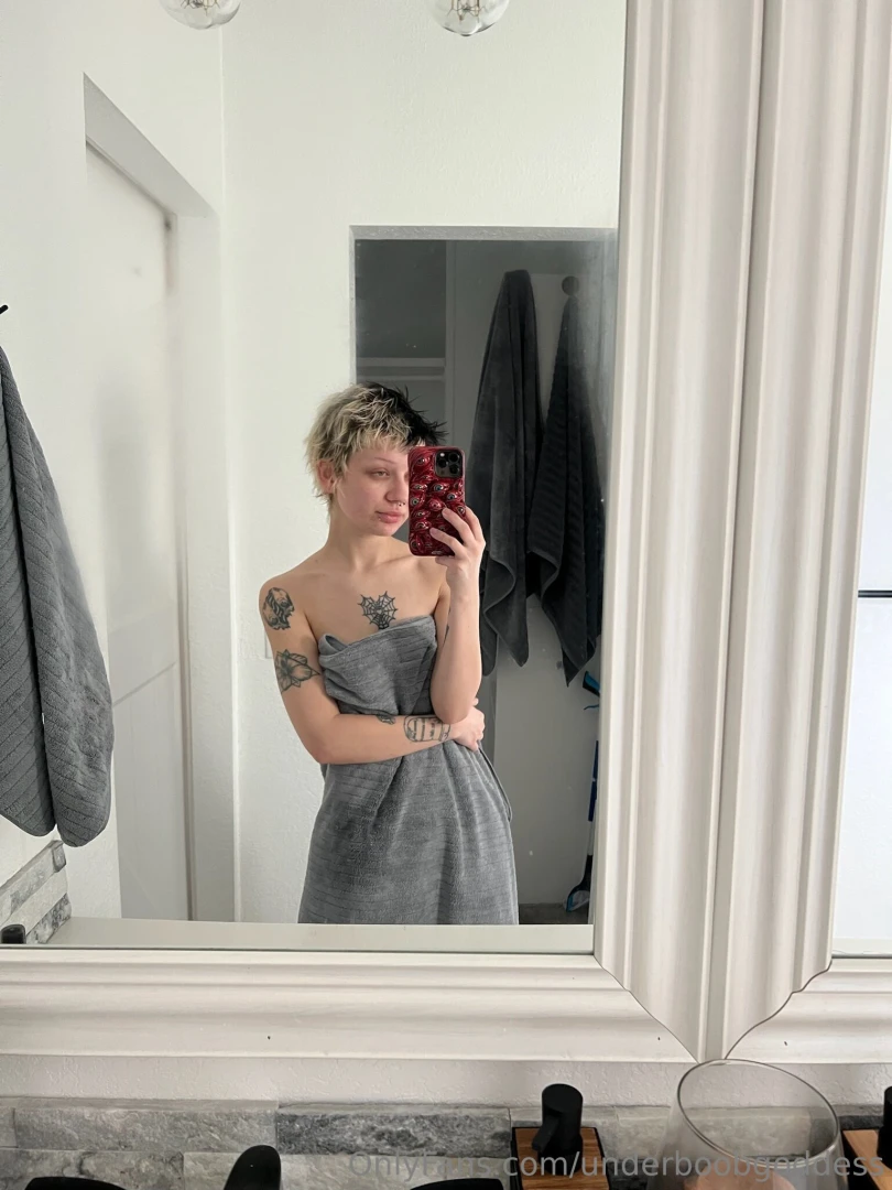 Wanna scrub my back in the shower gt 