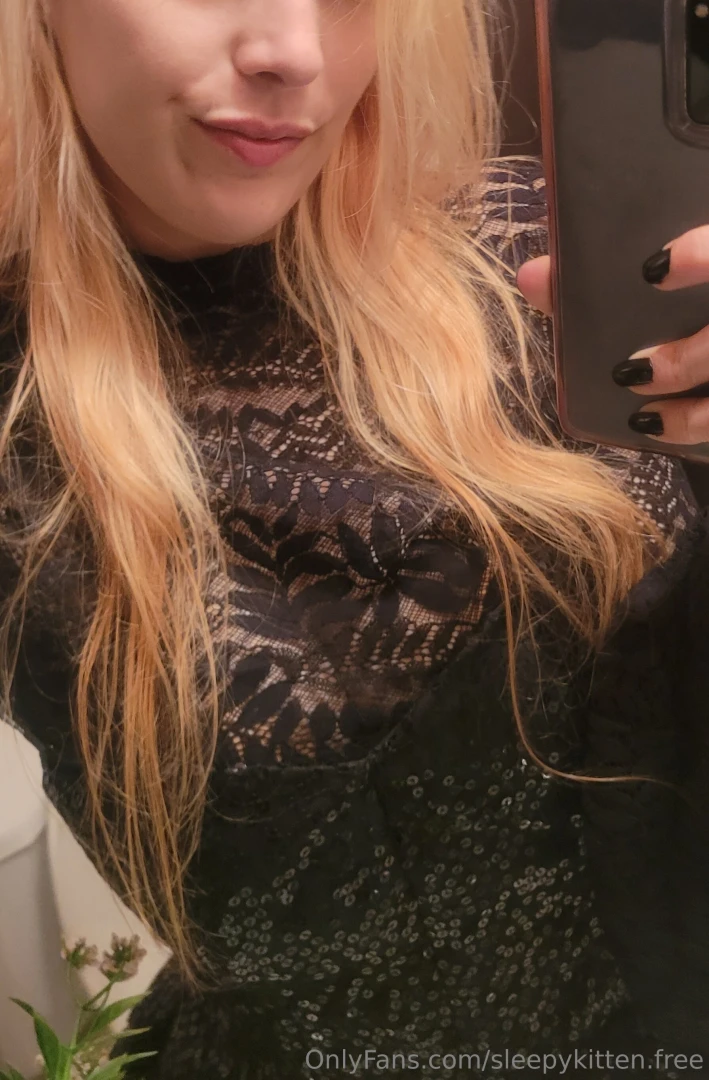 Everyone at the club liked my goth girl outfit this weekend and i know part 1 