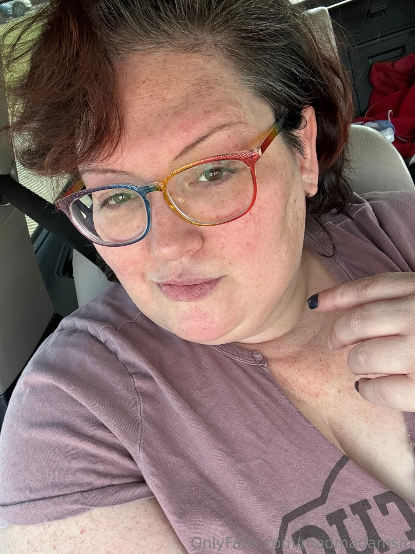 One more day till my birthday and i m in the mood to unwrap something 