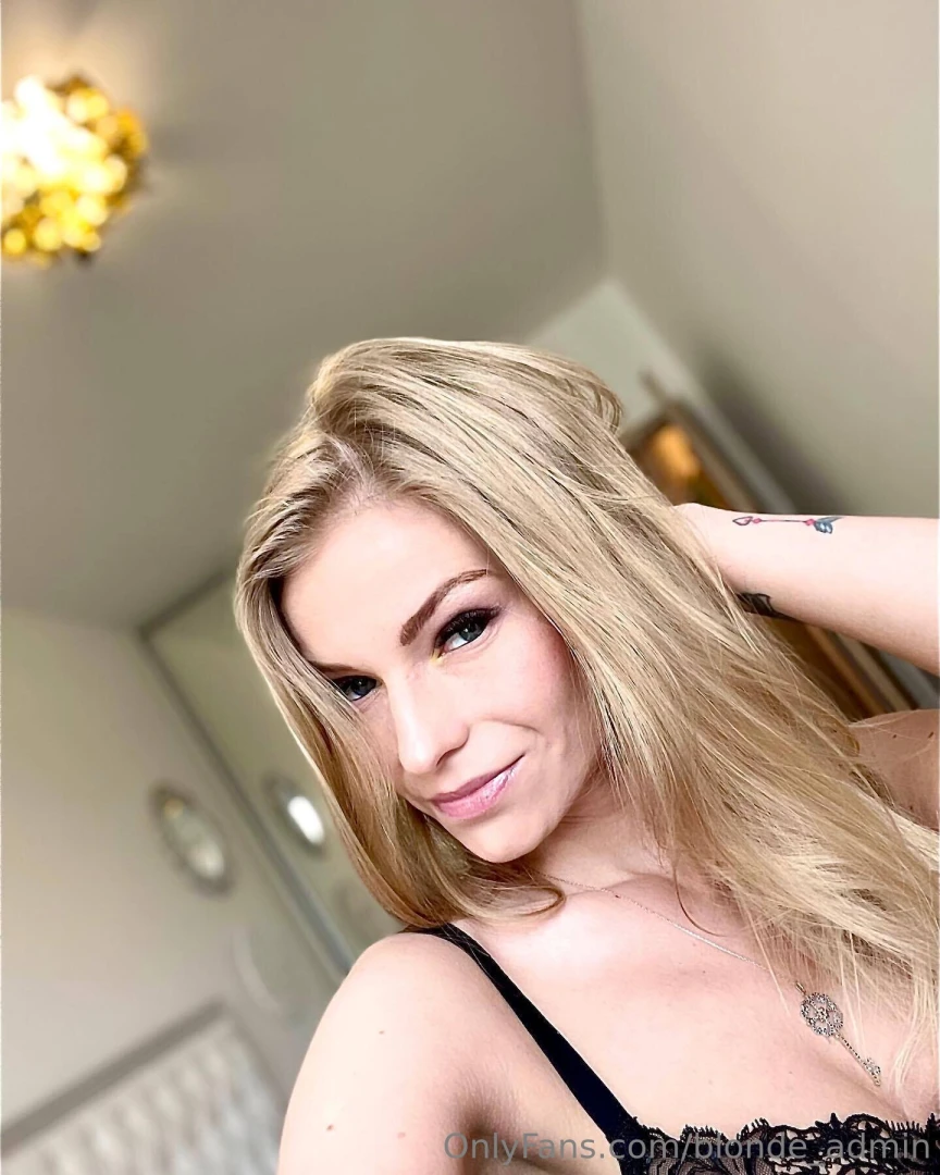 Feminine details are the essence of elegance 