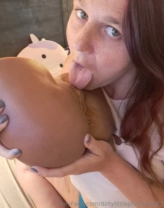 Disclaimer she was wiped down after this amp will be thoroughly washed part 6