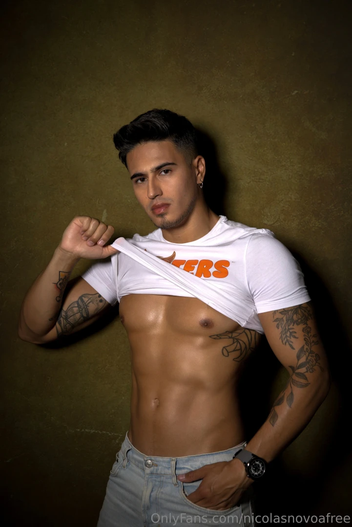 More content in my vip page nicolasnovoa 