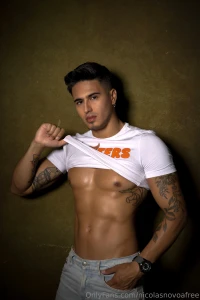 More content in my vip page nicolasnovoa