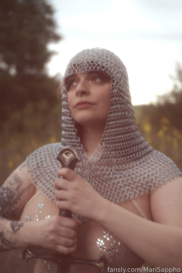 It s my birthday and i ll yield a prop sword if i want to send a tip 